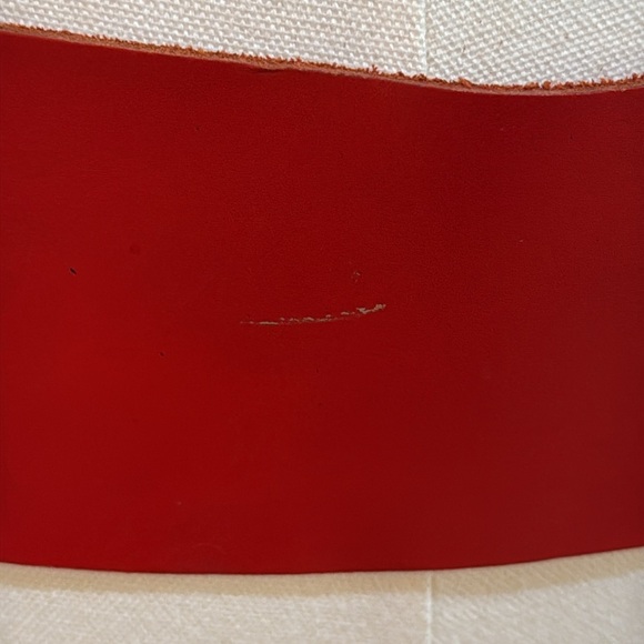 FRENCH VINTAGE Vibrant Red Leather Belt with Silver Oval Buckle - Picture 4 of 11